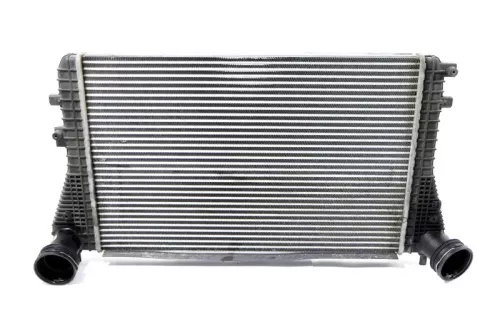 VW Touran Golf 5 Kühler Ladeluft Ladeluftkühler 1,9 TDI 1K0145803T 1K0145803L