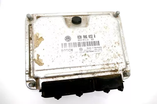 VW Lupo 6X Steuergerät 1,4l 44kw 60PS AUD Motor 030906032R 030997032PX