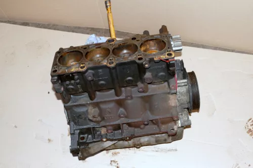 VW Golf 4 Audi A3 Motorblock1,8l 92kw 125PS Motor Block AGN 137.000km V5 (100297)