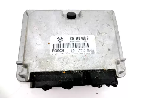 VW Passat 3B Steuergerät Motor 038906018P AFN 81kw TDI 110PS Motorsteuergerät