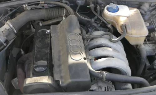 VW Passat 3B A4 B5 Motor ADP Block 185.000km 1,6 74kw 101PS (100669)