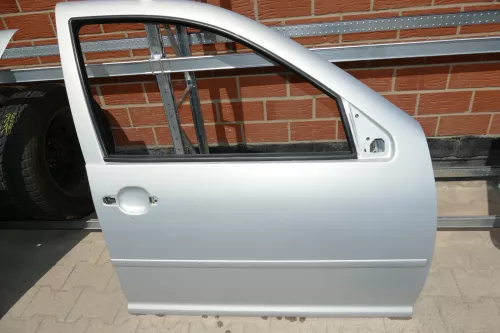 VW Golf 4 Bora Tür vorne rechts Beifahrertür 4/5-Türer+ Kombi Avant silber LB7Z  (101481)