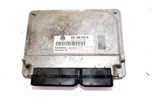 VW Polo 9N Steuergerät 1,2 47kw 03E906033R 64PS BME Motor Motorsteuergerät