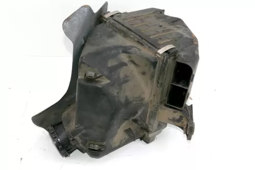 VW Passat 3B Luftfilterkasten Deckel Luftfilter 1,6 AHL oder 1,8 ADR 058133837E