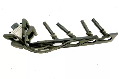 VW Polo 6N2 Lupo Bora Golf 4 032905106B 1,4 16V 75PS Zündspule APE AKQ APE AXP