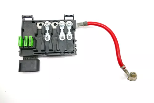 VW Golf 4 Bora Sicherungskasten Sicherungsdose Abdeckung Batterie Sicherung 3-Fa (102550)