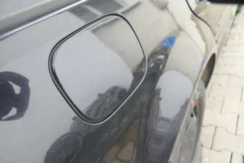 VW Golf 4 Variant Kombi Tankdeckel Deckel Tank Tankverschluß schwarz LC9Z