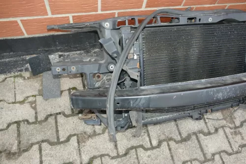 VW Passat 3BG Schloßträger für Klimaanlage Klima Kondensator TDI+ Benz 4Zylinder (103001)