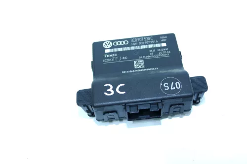 VW Passat 3C Steuergerät Diagnose Interface 3C0907530C