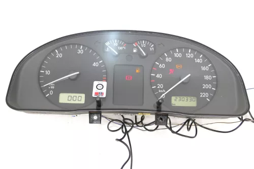 VW Passat 3B Tacho Tachometer Kombiinstrument 230.000km 09051969906 Diesel TDI (104050)