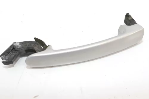 VW Polo 9N Golf 4 Türgriff vorne / hinten / links / rechts 3B0837207 silber