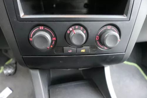 Seat Ibiza 6L Steuergerät Klimaanlage Klimabedienteil 6L0820045 Heizung (104160)