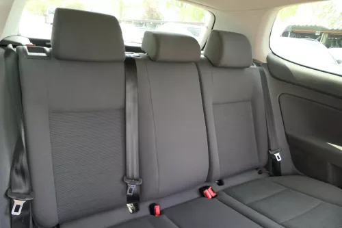 VW Golf 5 V Sitz Sitze hinten Rückbank Rücksitzbank Sitzfläche Lehne -OHNE KOPFS (104226)