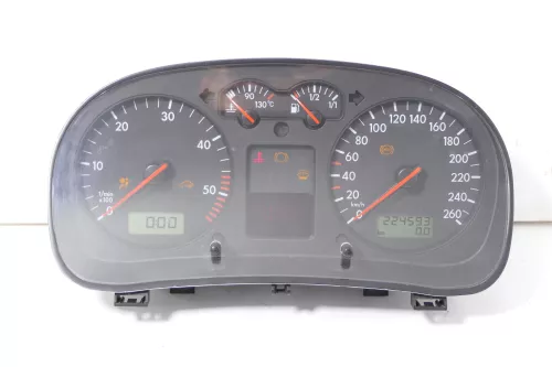 Golf 4 Tacho Tachometer Kombiinstrument ca.224.000km 1J0920822C 1,9 TDI 85kw AJM