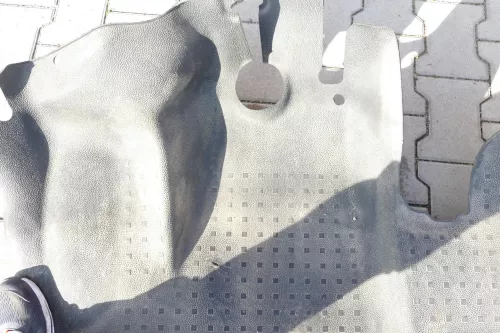 VW T5 Teppich Innenraumteppich Innen Boden Beodenbelag vorne Gummi Vorne (104694)