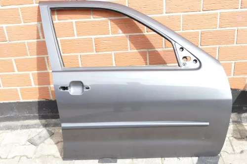 VW Polo Variant Kombi 6Kv oder Caddy 9Kv Tür vorne rechts grau  LS7P L57P