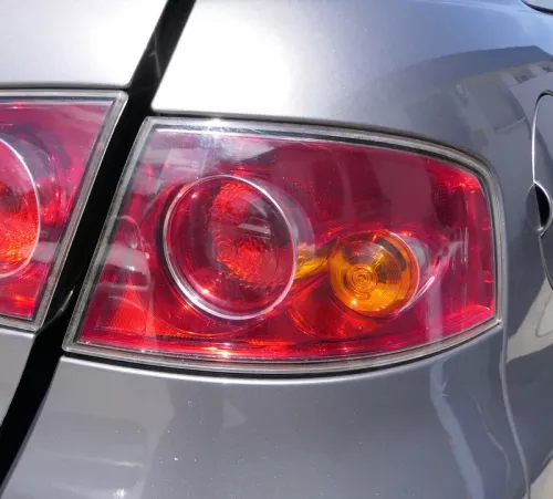 Seat Ibiza 6L Rücklicht hinten rechts außen Rückleuchte Heckleuchte Lampenträger (104909)