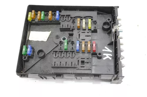 VW Golf 5 Touran Steuergerät Zentralelektrik Sicherungskasten 1K0937125