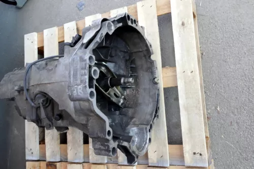 VW Passat 3B Audi A4 GETRIEBE DHZ 1,8 20V 92kw 125PS (von Motor ADR) 158.000km