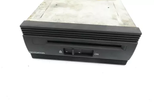VW Passat 3B 3BG  Navi Navirechner Steuereinheit 4D0919887D Bedienteil Rechner (105416)