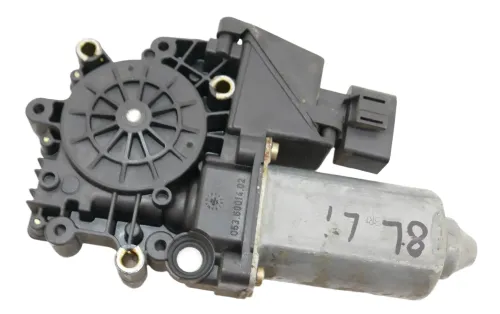 Audi A3 8L Fensterheber Motor vorne links 8L3959801 passt nur 2/3-Türer