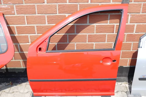 VW Golf 4 Bora Tür vorne links Fahrertür 4/5-Türer + Kombi Variant rot LP3G (105920)