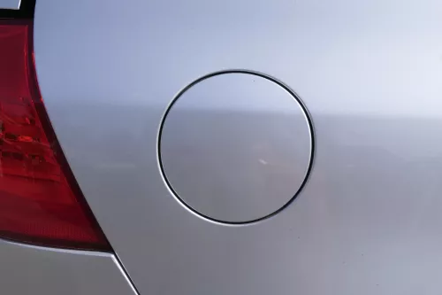 VW Golf 5 Tankdeckel Klappe Tankklappe Deckel Tank silber LA7W