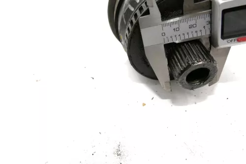 Audi A4 B5 3B Antriebswelle Gelenkwelle links vorn 8D0407271AQ 1,8 1,8T 2,0 (106792)