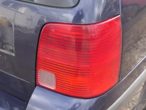 Passat 3B5 Kombi Variant Rücklicht Rückleuchte original hinten rechts 3B9945112F (106938)