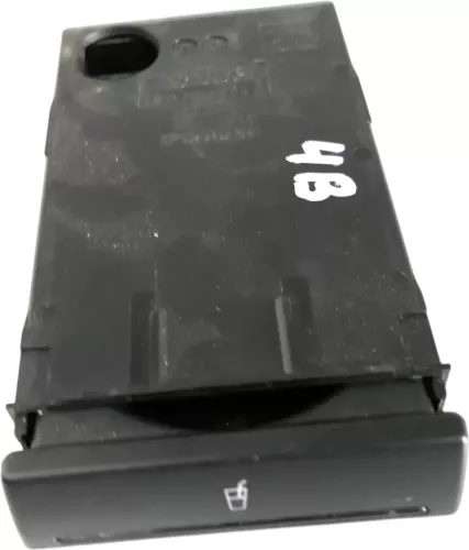 Audi A6 4B Becherhalter Dosenhalter Getränkehalter 4b0862534a vorne (107186)