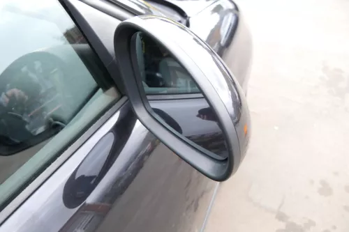 Seat Ibiza 6L elektrisch elektrischer Spiegel Außenspiegel rechts schwarz LC9Z (107725)