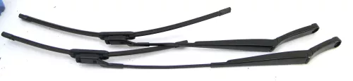 VW Passat 3C Wischerarm Aero Twin Arm Scheibenwischer vorne links + rechts