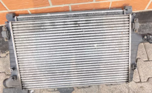 Audi A6 4B Kühler Ladeluftkühler Wasserkühler 2,5 TDI V6 4b0145805a 