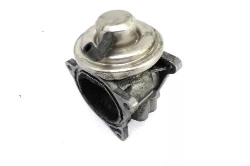 VW Polo 9N Golf 5 AGR Ventil 038131501AF TDI AXR BKD AZV BBY (108260)