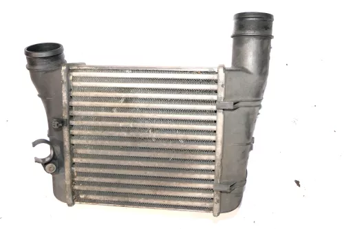 Audi A6 4B A4 8E Ladeluftkühler Ladeluft Kühler 8e0145805s 8e0145805F
