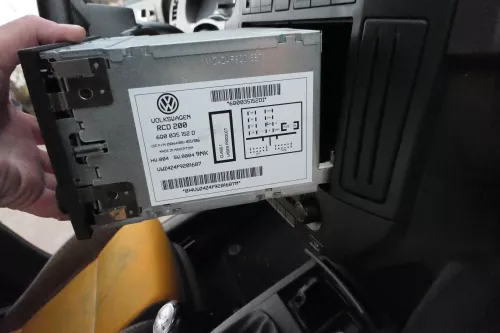 Fox 5Z Pol 9N3 Radio CD Player Original RCD200 Red BVX 6Q0035152D mitCode MP3 (109223)