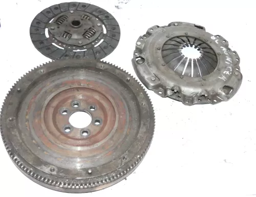 Audi A3 8L Schwungrad Kupplung Druckplatte 1.8 92kw 125PS AGN 2.0 APK AQY AZG