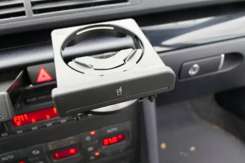 Audi A4 8E B6 B7 Becherhalter Dosenhalter Getränkehalter vorne 8E1862534J (110527)