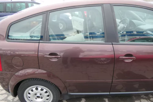 Audi A2 8Z Tür hinten rechts rot braun LZ3R -mit Rahmen, Scheibe & Fensterheber (110652)
