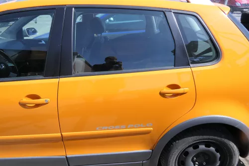 VW Polo 9N 9N3 Cross Tür hinten links orange LD2C 4/5-Türer mit Scheibe (111054)