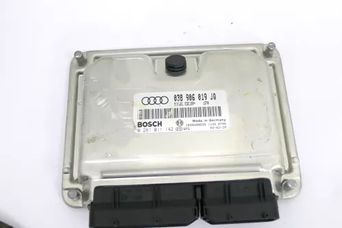 Audi A4 8E B6 Steuergerät Motor Motorsteuergerät 1,9 TDI 96kw AWX 038906019JQ (111147)