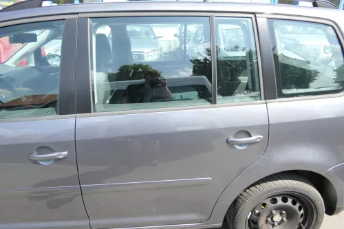 VW Touran 1T 1T3 Tür hinten links grau LD7X mit Scheibe