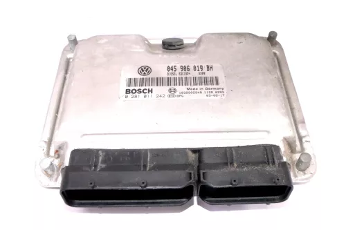 VW Polo 9N Steuergerät Motor Motorsteuergerät BAY 1,4 55kw 75PS 045906019BH TDI