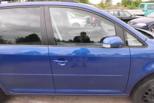 VW Touran 1T 1T3 Tür vorne rechts Beifahrertür blau LC5C- ohne Anbauteile
