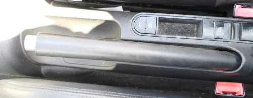 Audi TT 8N Handbremse Feststellbremse schwarz Hebel Verkleidung (112855)