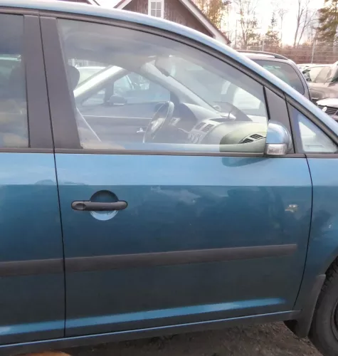 VW Touran 1T 1T3 Tür vorne rechts Beifahrertür blau grün LC5Q - ohne Anbauteile