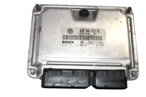 VW Polo 9N3 Steuergerät Motor 1,9 TDI 74kw 038906019NC AXR 101PS (113536)