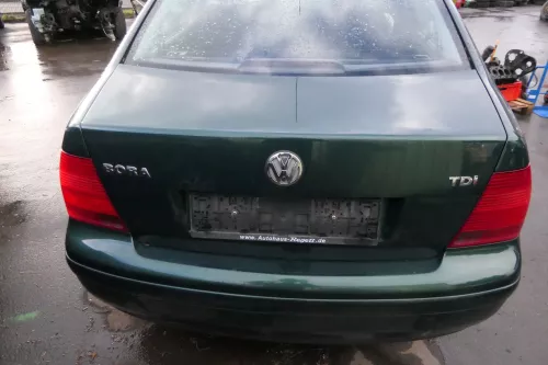 VW Bora Limousine Heckklappe Kofferraumklappe Klappe hinten grün LC6M