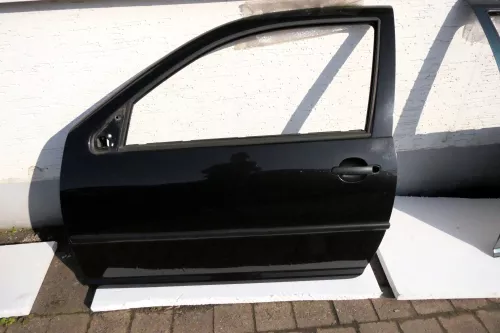 VW Golf 4 Tür vorne links Fahrertür 2/3-Türer schwarz LC9Z Fahrerseite (114603)