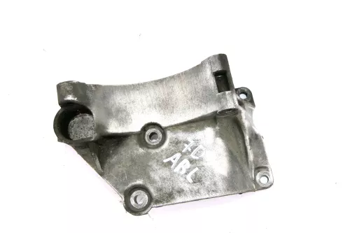 VW T4 LT Halter Konsole Lichtmaschine Träger 1.9 TDI 028903143AD ABL 1Z Passat 3 (114790)